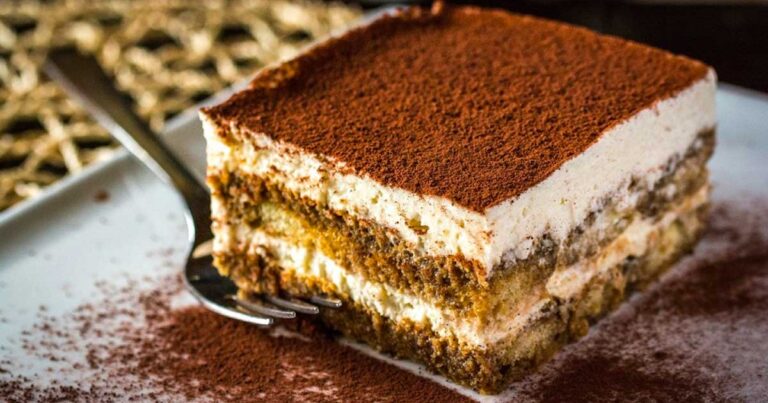 Buonissimo e con poche calorie. La ricetta del tiramisù da leccarsi i baffi